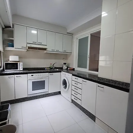 4j - Centro Con Parking Appartamento Ourense