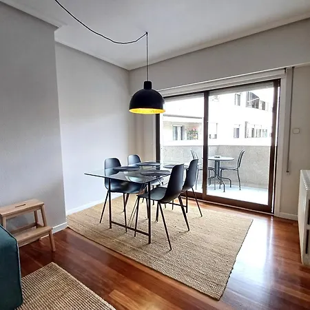 4j - Centro Con Parking Ourense