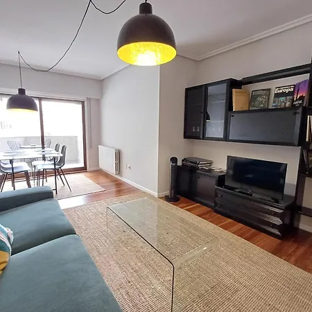 Appartamento 4j - Centro Con Parking Ourense