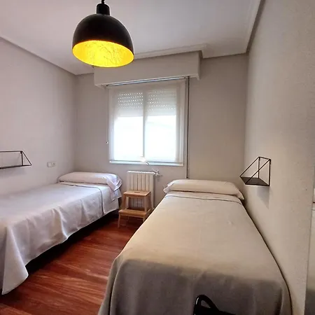 4j - Centro Con Parking Ourense