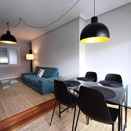 4j - Centro Con Parking Ourense