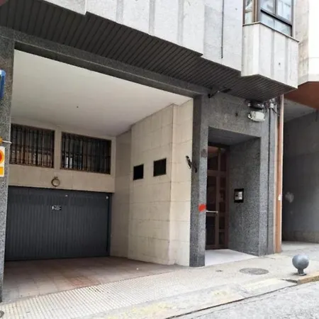 4j - Centro Con Parking דירה *