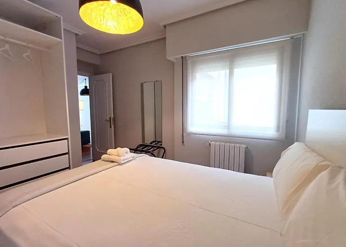 Апартаменты 4j - Centro Con Parking Оренсе