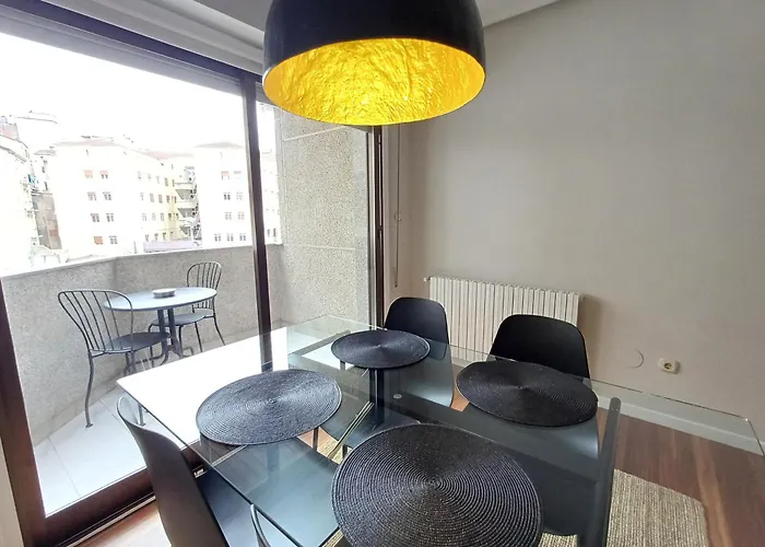 4j - Centro Con Parking * Ourense