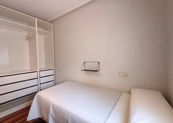 4j - Centro Con Parking *